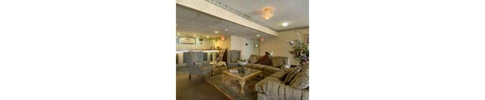 Howard Johnson By Wyndham Spartanburg Expo Center Extérieur photo